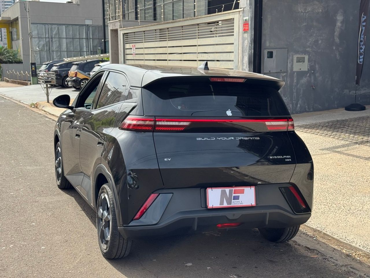 BYD MINI DOLPHIN EV 2025