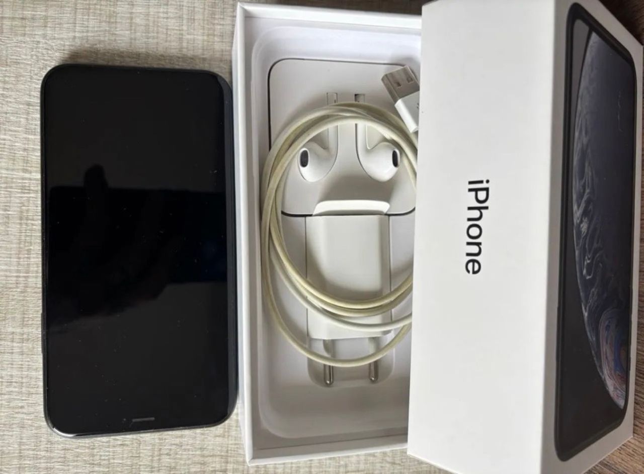 iPhone XR
